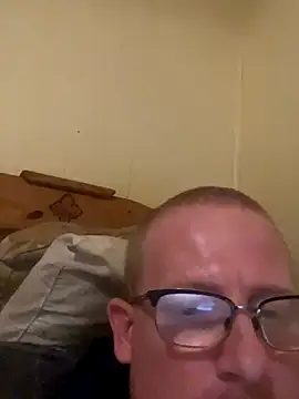 Snapshot of ClimbedCaelum chatting on 21, 10, 2025 ClimbedCaelum online show from 21, 10, 2025