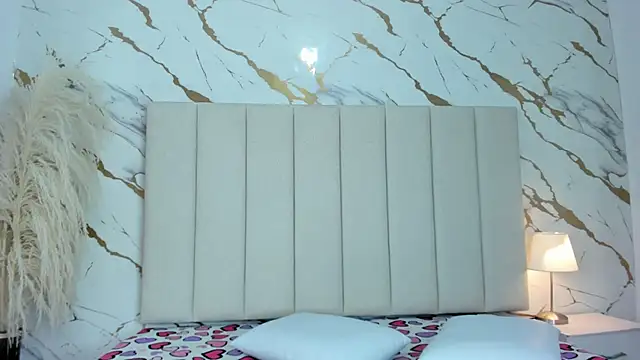 Snapshot of _Emma_whiitee_ chatting on 25, 11, 2025 Emma whiitee online show from 25, 11, 2025