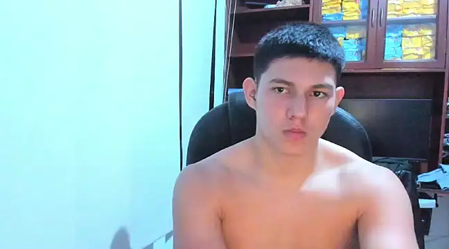 JamesCr  online show from 24, 2, 2025