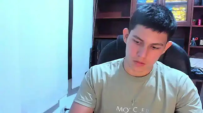 JamesCr  online show from 26, 2, 2025