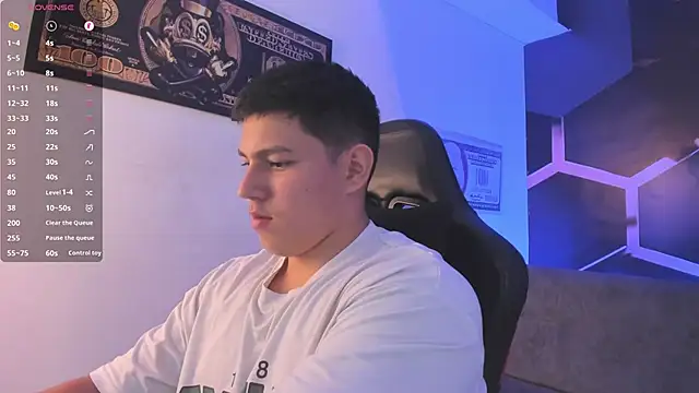 JamesCr  online show from 23, 9, 2025