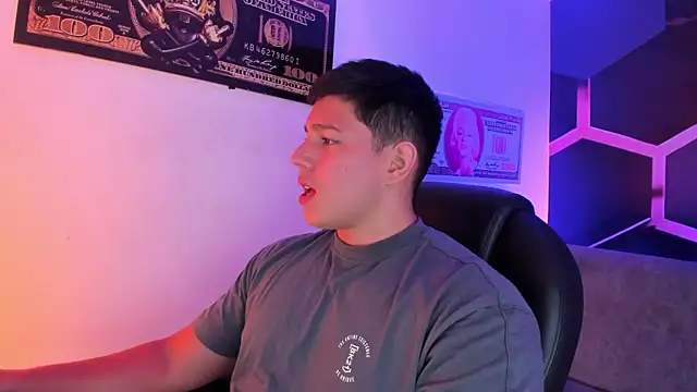 JamesCr  online show from 27, 9, 2025