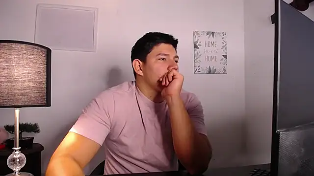 JamesCr  online show from 7, 10, 2025