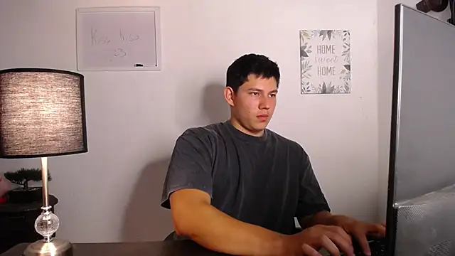 JamesCr  online show from 11, 10, 2025