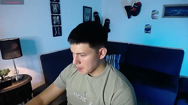 JamesCr  online show from 10, 4, 2026