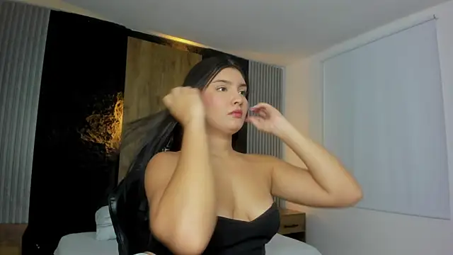 tiffanny doll  online show from 30, 5, 2026