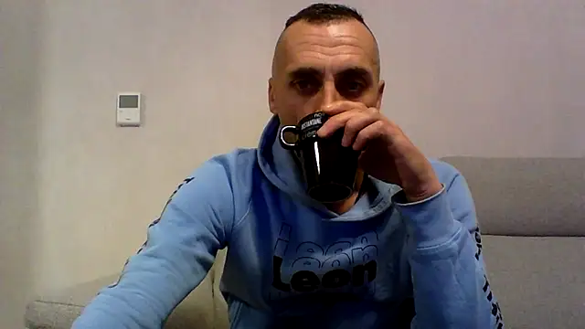 Snapshot of ANGELSANTAMARIA- chatting on 9, 11, 2025 ANGELSANTAMARIA- online show from 9, 11, 2025