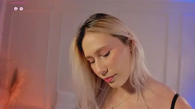 Arianasweeet online show from 14, 4, 2026