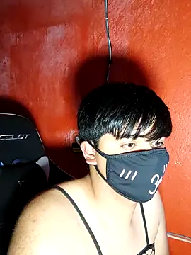 LuisA Femm online show from 20, 2, 2025