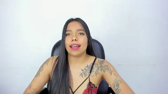 ZoeWan69 online show from 22, 3, 2025