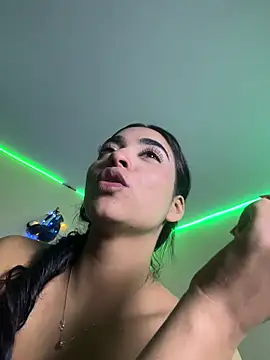 Snapshot of Bella_ricci_ chatting on 4, 2, 2026 Bella ricci online show from 4, 2, 2026