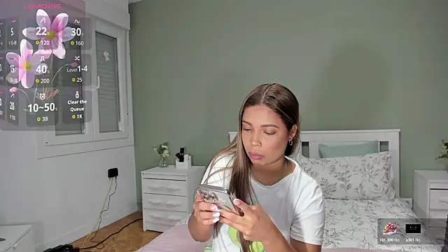 Snapshot of Izadi_7 chatting on 25, 9, 2025 Izadi 7 online show from 25, 9, 2025