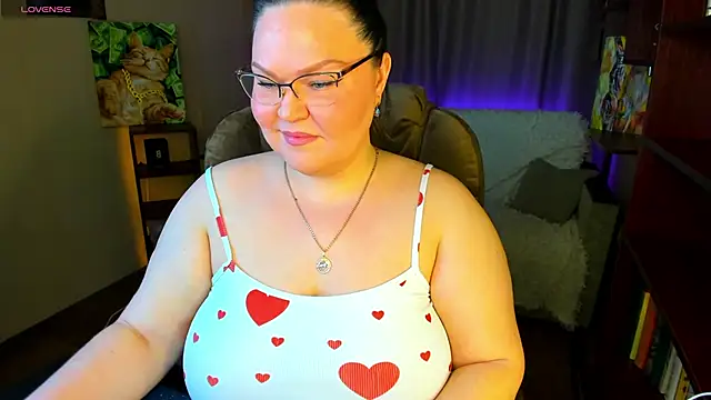 Snapshot of Vivien__wet chatting on 4, 3, 2026 Vivien wet online show from 4, 3, 2026