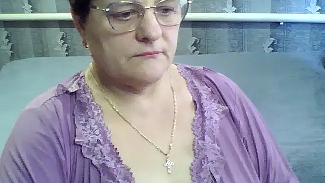 Snapshot of ElzaJewel chatting on 15, 1, 2026 ElzaJewel online show from 15, 1, 2026