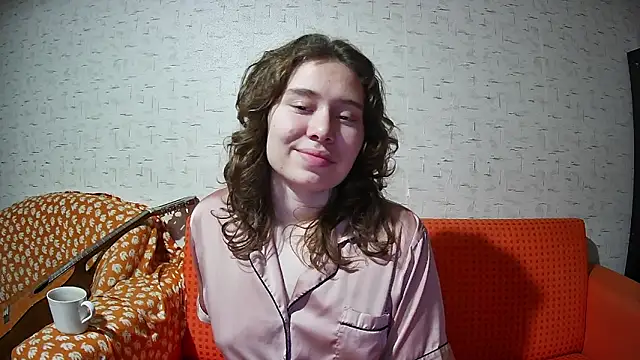 girliemilk online show from 10, 11, 2025