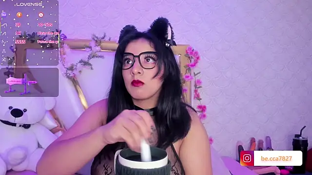 BeccaMathew online show from 5, 11, 2025