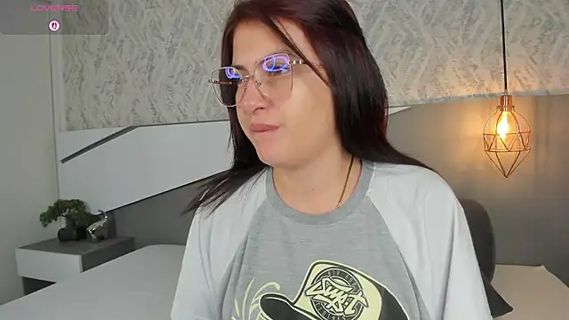 Miile Evans online show from 6, 3, 2025