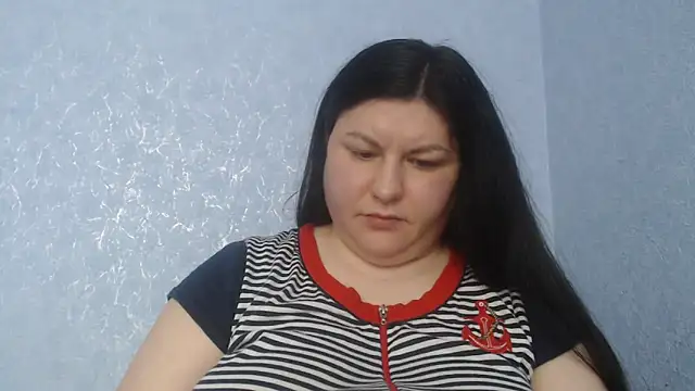 KiraSwee online show from 7, 2, 2026