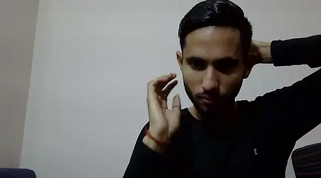 Snapshot of Queen_Couple chatting on 1, 3, 2025 Queen Couple online show from 1, 3, 2025