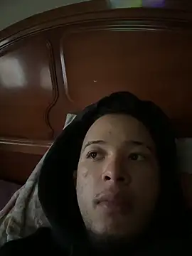 Snapshot of yeiyei_oficial chatting on 27, 9, 2025 yeiyei oficial online show from 27, 9, 2025