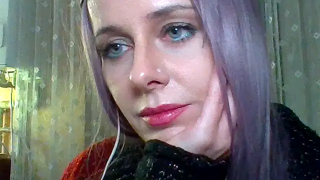 Snapshot of LuminousLady chatting on 27, 2, 2025 LuminousLady online show from 27, 2, 2025