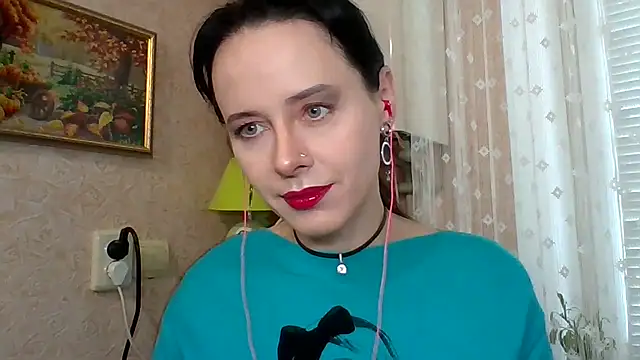 Snapshot of LuminousLady chatting on 23, 9, 2025 LuminousLady online show from 23, 9, 2025