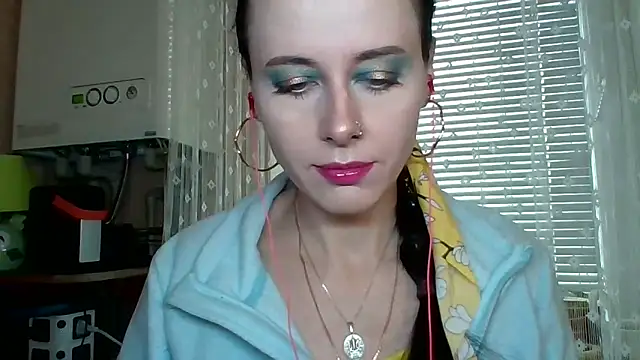 LuminousLady online show from 6, 11, 2025