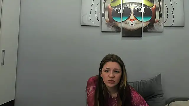 MollyMi0 online show from 14, 2, 2025