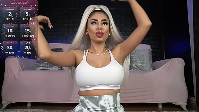 Snapshot of emma_goodess_ chatting on 6, 2, 2025 emma goodess online show from 6, 2, 2025