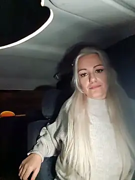 TessaWayne online show from 13, 12, 2025