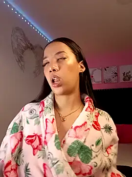 Snapshot of SallyWhitee chatting on 24, 2, 2026 SallyWhitee online show from 24, 2, 2026