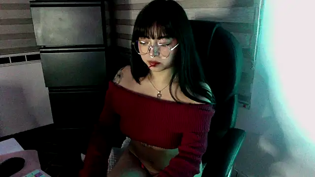 Snapshot of Valu_euphoria chatting on 5, 11, 2025 Valu euphoria online show from 5, 11, 2025