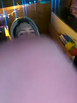 Jaymie2p25 online show from 14, 12, 2025