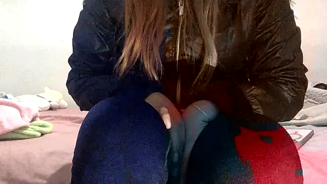 sharonlopez9611 online show from 17, 12, 2025