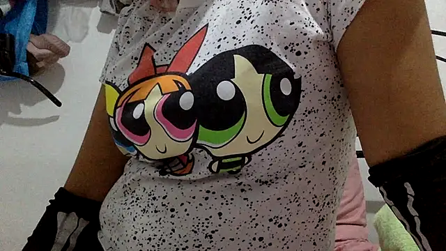 sharonlopez9611 online show from 15, 4, 2026