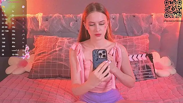 Snapshot of soft_babe chatting on 30, 10, 2025 soft babe online show from 30, 10, 2025