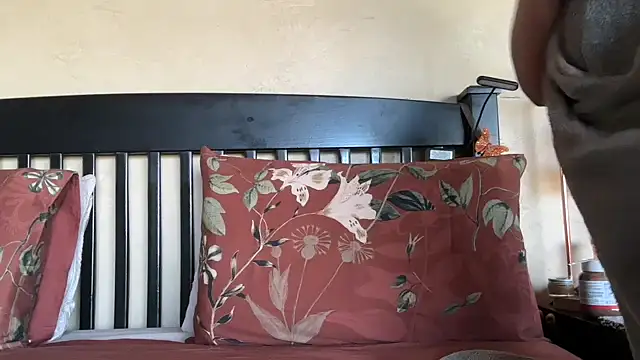 SophieStarShine online show from 28, 10, 2025