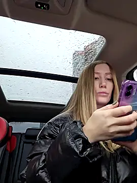 Snapshot of Pussy_Drive03 chatting on 4, 11, 2025 Pussy Drive03 online show from 4, 11, 2025