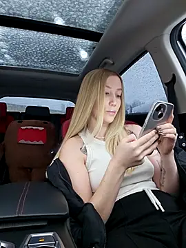 Snapshot of Pussy_Drive03 chatting on 12, 11, 2025 Pussy Drive03 online show from 12, 11, 2025