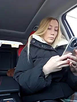 Snapshot of Pussy_Drive03 chatting on 30, 11, 2025 Pussy Drive03 online show from 30, 11, 2025