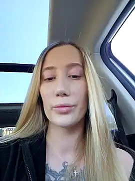 Snapshot of Pussy_Drive03 chatting on 1, 5, 2026 Pussy Drive03 online show from 1, 5, 2026