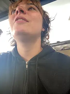 Maggie Geller online show from 4, 4, 2026