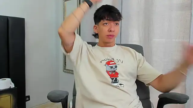 ISAAC CRYSTON online show from 7, 2, 2025