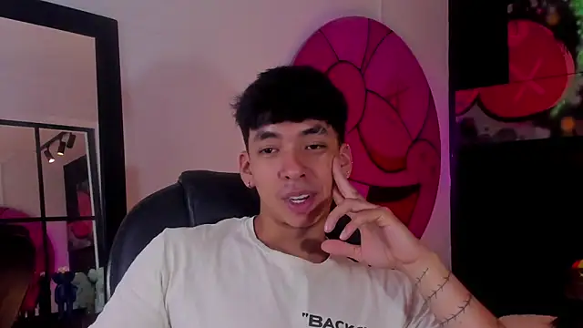 ISAAC CRYSTON online show from 11, 9, 2025