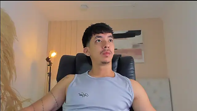 ISAAC CRYSTON online show from 19, 11, 2025