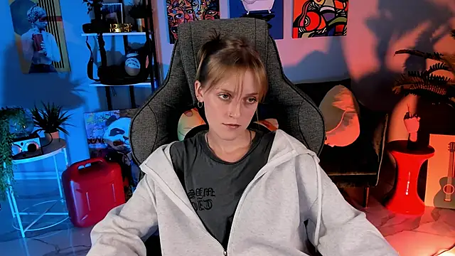 KiraMontoya online show from 19, 9, 2025