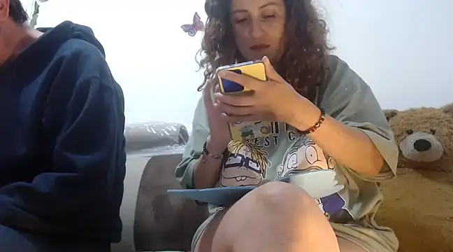 jeans and emma online show from 23, 2, 2025