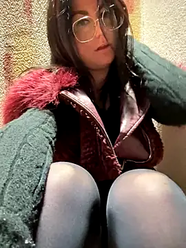 Loveblackzilla online show from 10, 10, 2025