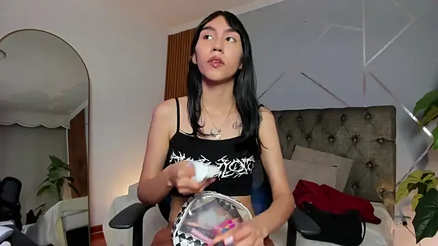 Snapshot of Miaa_Lee7 chatting on 6, 2, 2026 Miaa Lee7 online show from 6, 2, 2026