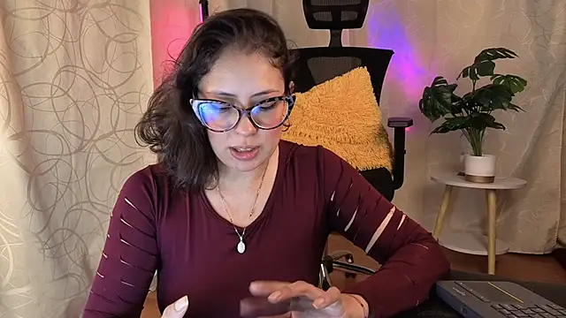 Snapshot of sophia_dumont chatting on 8, 6, 2026 sophia dumont online show from 8, 6, 2026